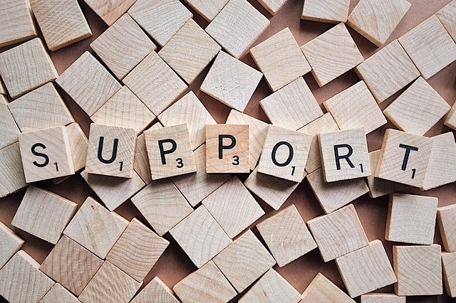 Support scrabble tiles